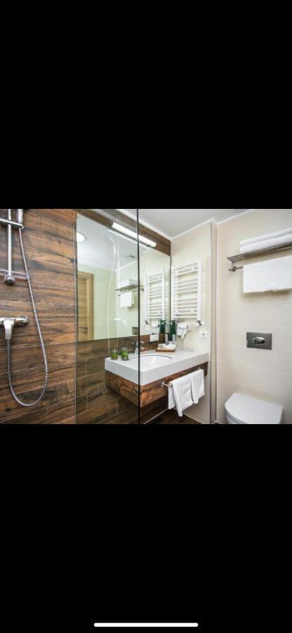 Orbi Palace, Room 536 บาคูเรียนี ภายนอก รูปภาพ