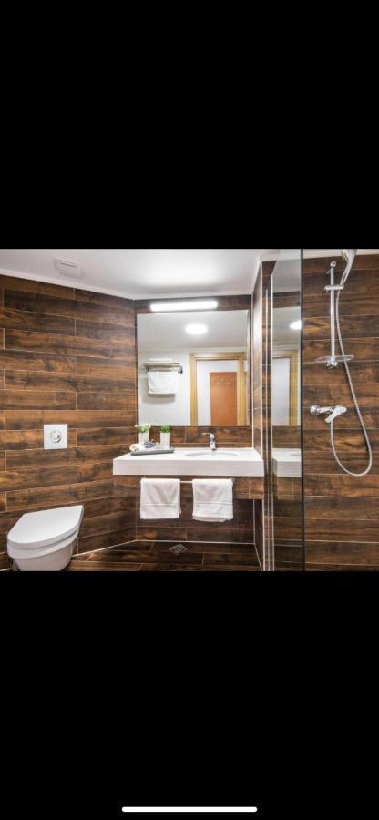 Orbi Palace, Room 536 บาคูเรียนี ภายนอก รูปภาพ
