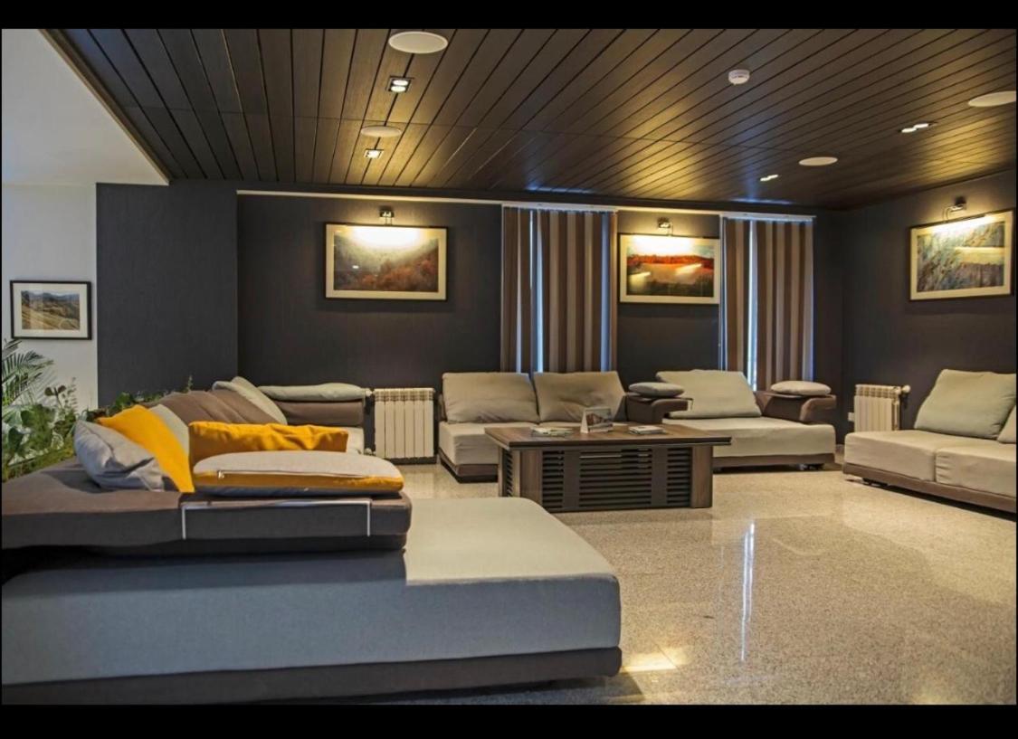 Orbi Palace, Room 536 บาคูเรียนี ภายนอก รูปภาพ