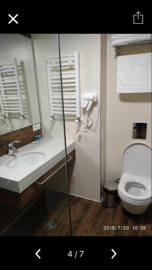 Orbi Palace, Room 536 บาคูเรียนี ภายนอก รูปภาพ